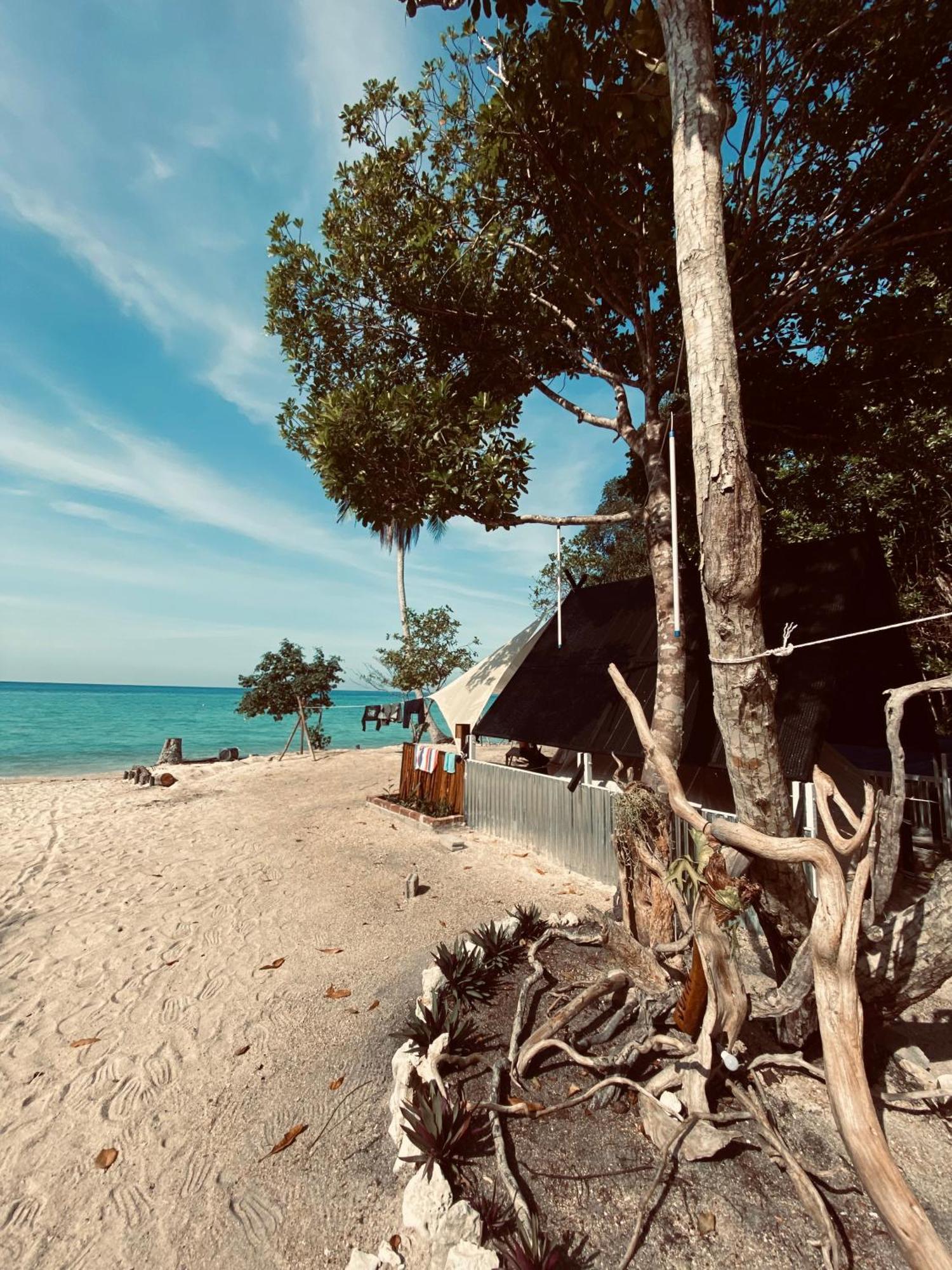 Juita Glamping Perhentian Island *